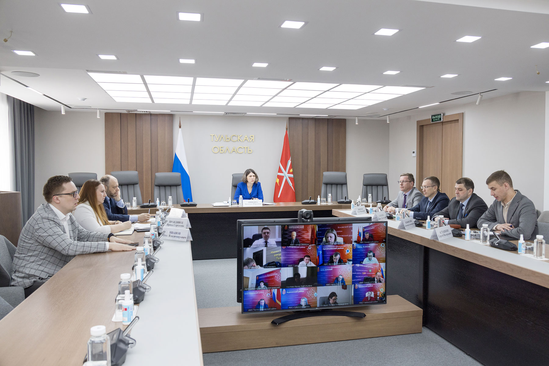 Яр-Сале: моменты праздника В райцентре Ямальского района в 65-й раз проходит Слё…